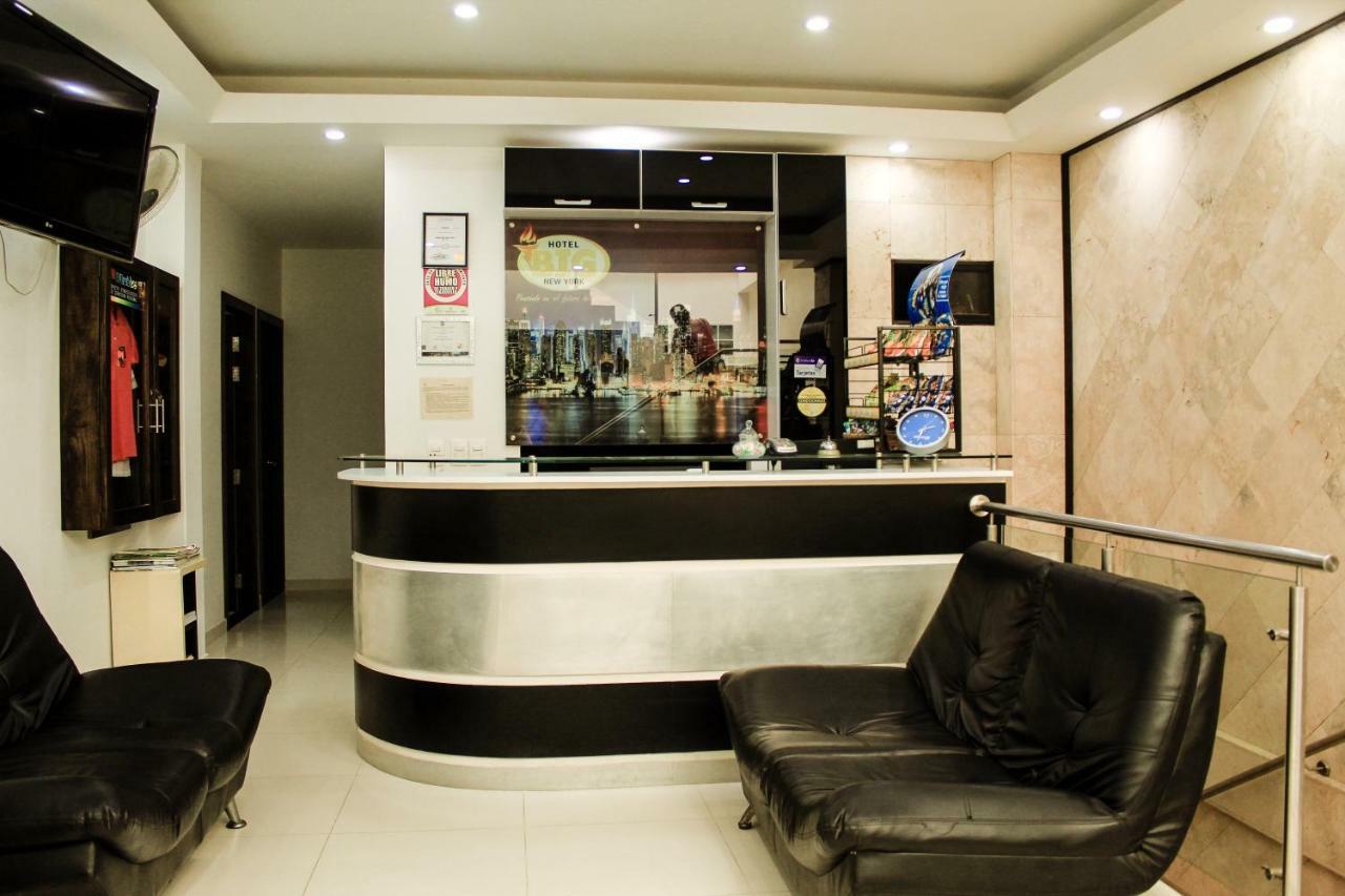 Hotel Big New York Carepa Екстериор снимка